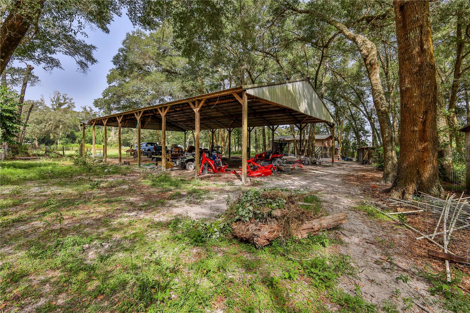 Pole barn