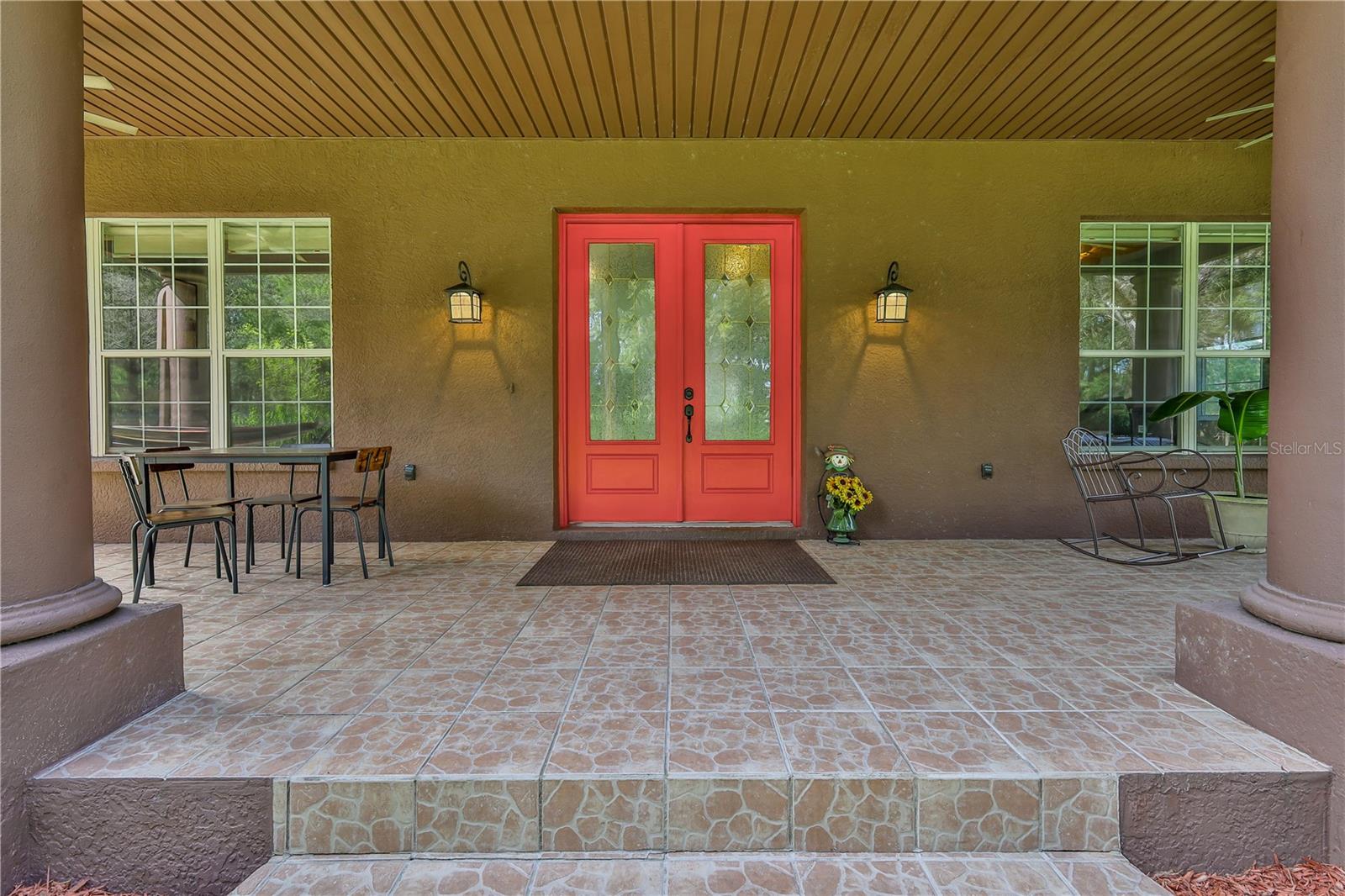 So inviting! Come on in!
