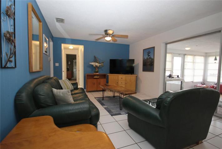 Family Room with View to back lanai