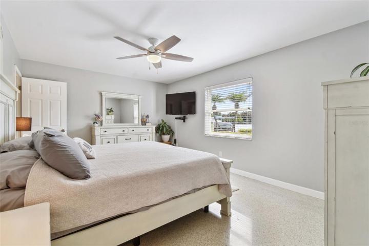 Master Bedroom Suite w/Water Views