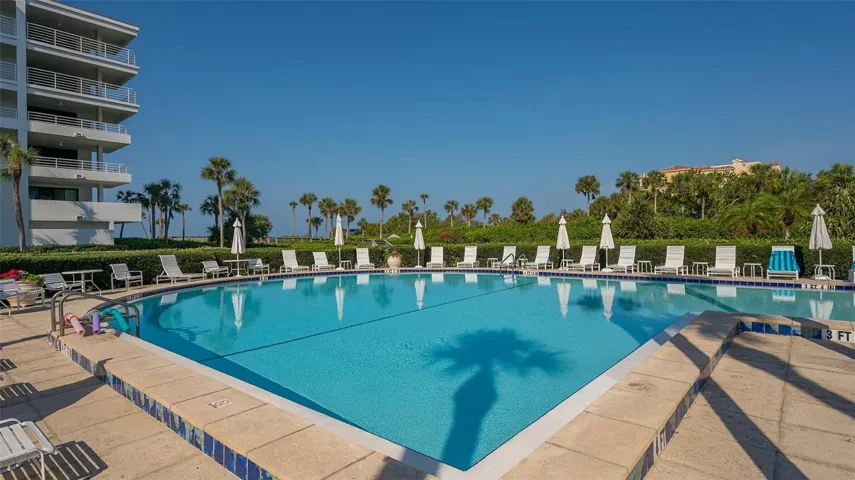 Community pool