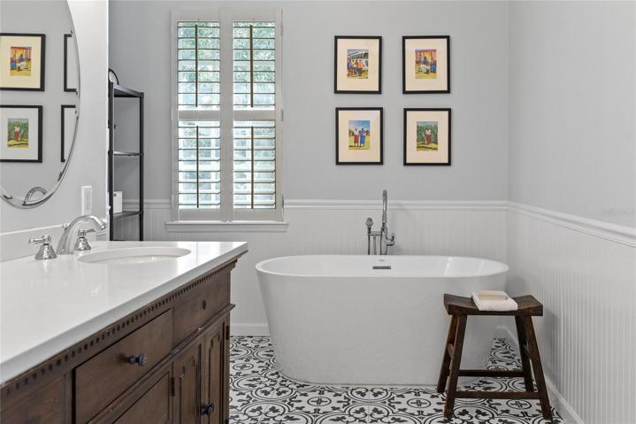 Soaking Tub