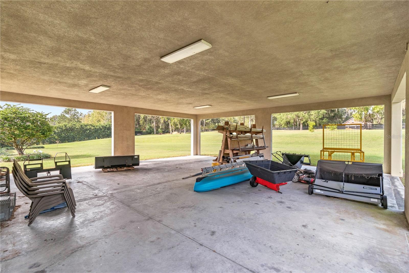 Open air space behind the garage/workshop- Potential Stall area