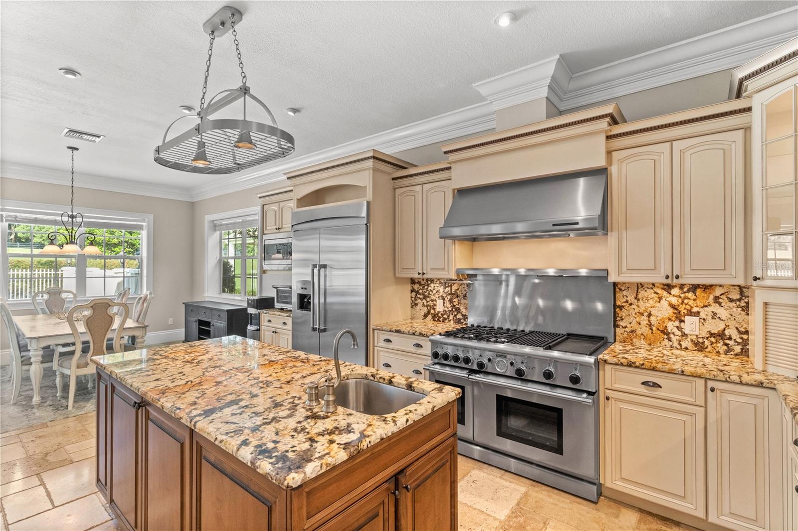 Expansive Kitchen