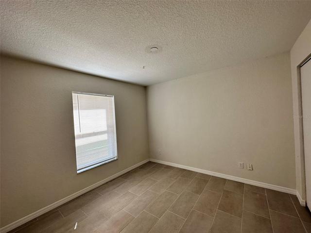 Guest bedroom 1