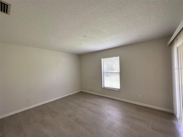 Guest bedroom 2