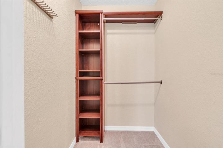 Walk-in Closet
