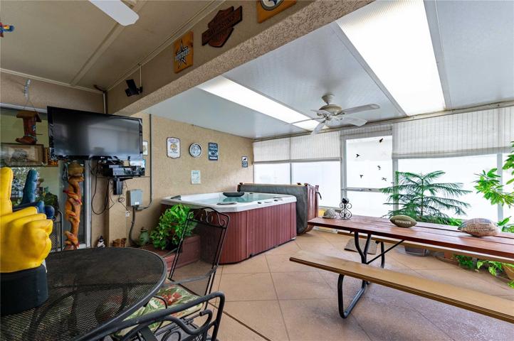 Lania is off the sliding door from dinette area.