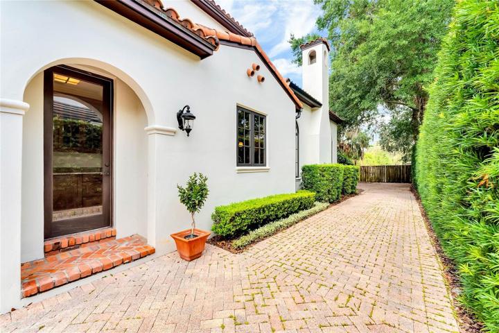Side entry acess to the hub of the house the drop zone to the mudroom and Butlers pantry.