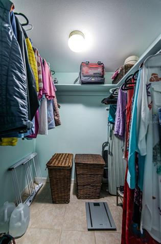 Walk in Closet