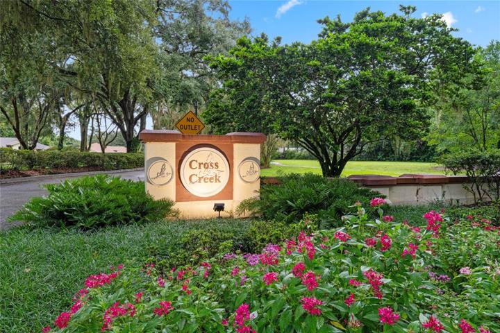WELCOME TO THE CROSS CREEK NEIGHBORHOOD!