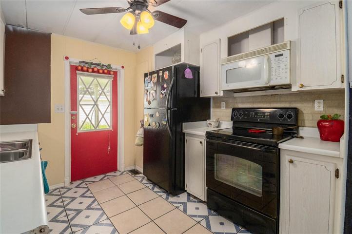 kitchen stove side