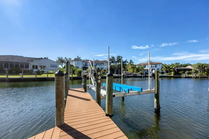 10,000 lb boat lift