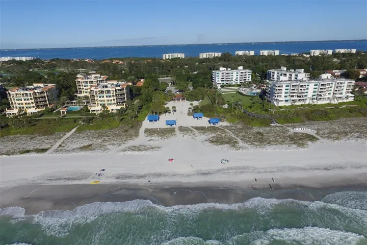 Enjoy the clear blue waters oin Gulf of Mexico