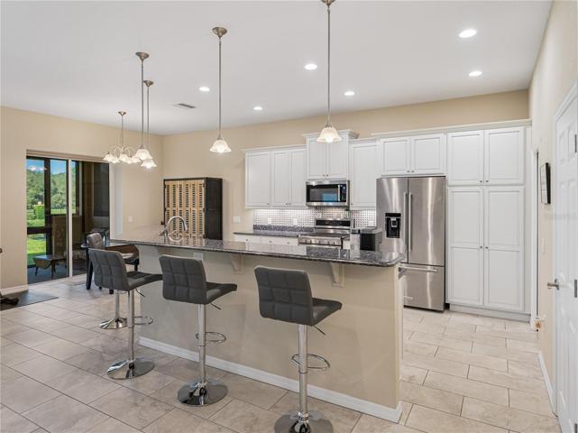 Breakfast bar