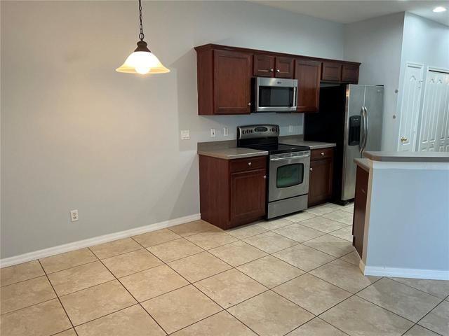Kitchen Eating Space Area