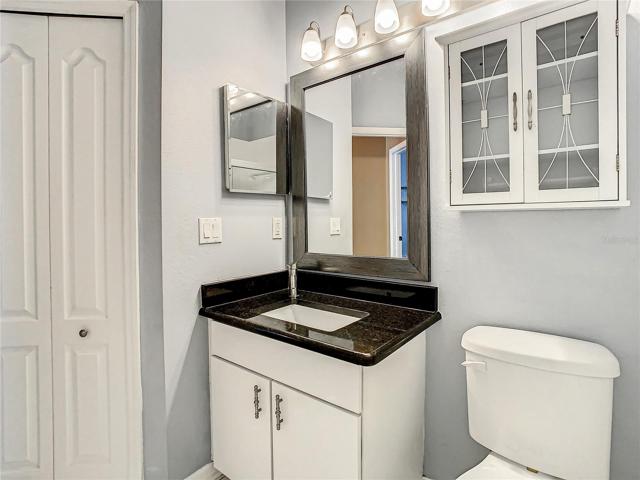 Hall Full Bathroom