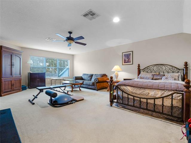 MASSIVE upstairs bonus room