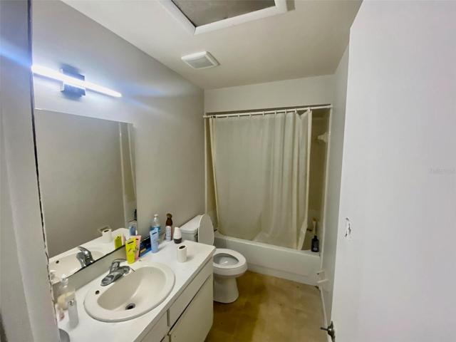 Hall Bathroom