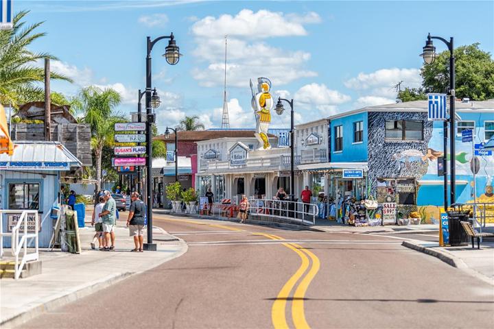 Sponge Docks Street View