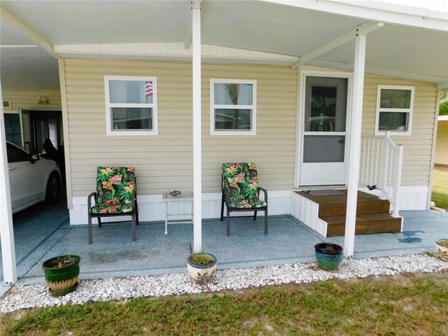 Front patio area is covered.