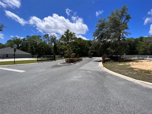 Entrance to Silver Run Forest.