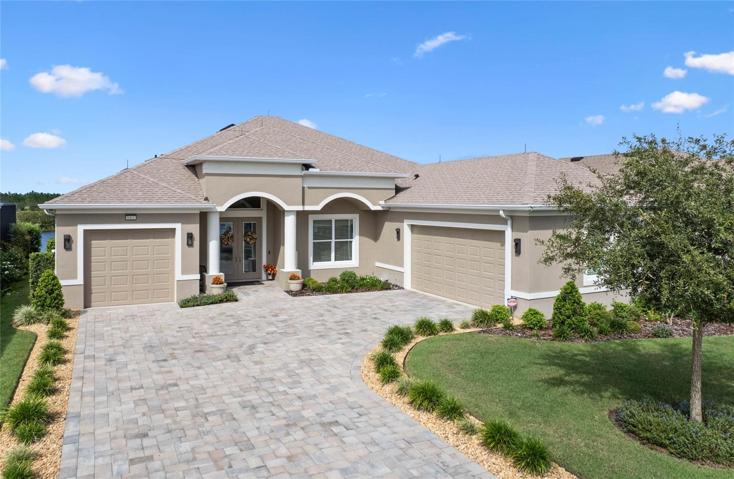WATERFRONT PERFECTION!