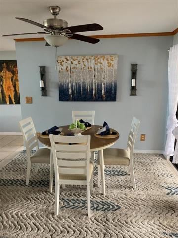 eat in kitchen area