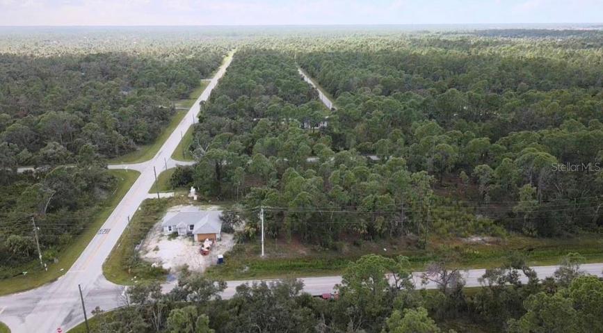 Aerial of 509 Biscayne Drive and neighborhood.