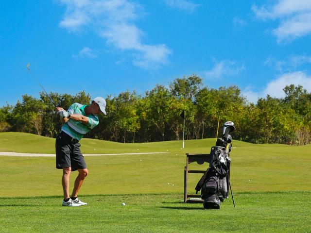 IMG Country Club