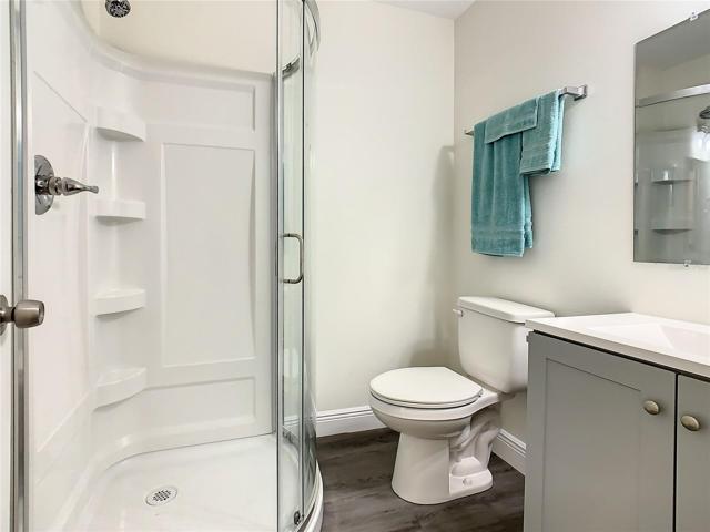 Master bath.