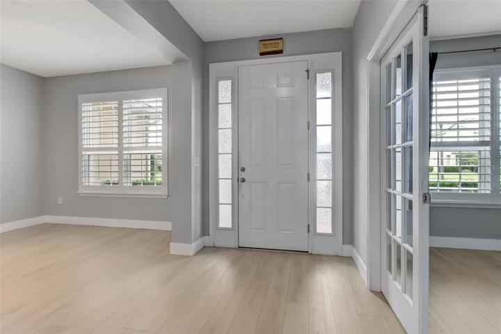 Foyer-Closed View