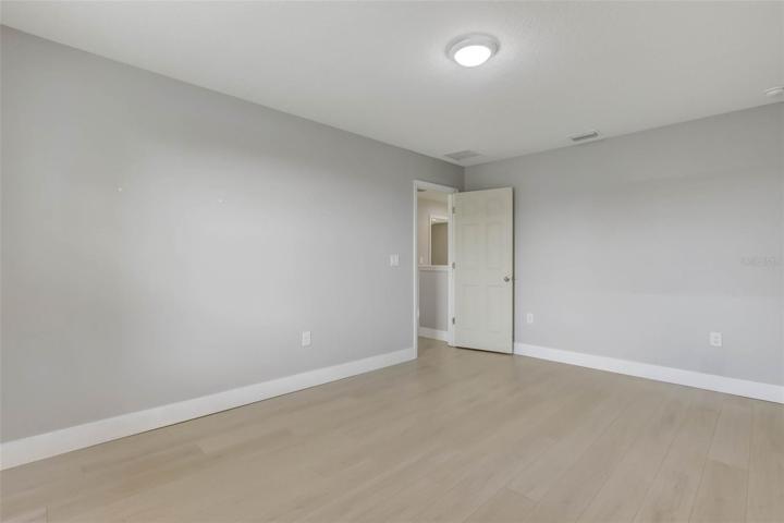 Bedroom 5-Center View