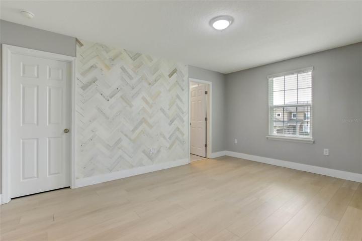 Bedroom 5-Left View