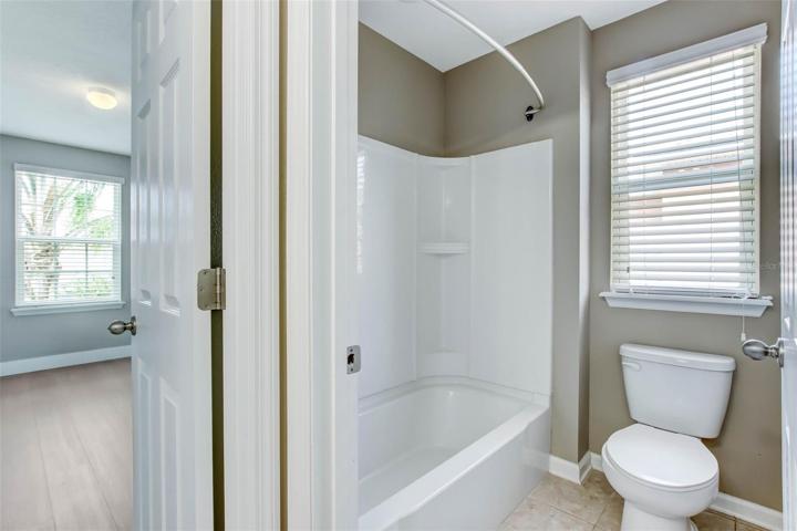 Main Bath-3-Center View