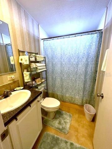 TUB/SHOWER COMBO HALL BATH