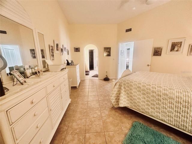 PRIMARY BEDROOM SUITE