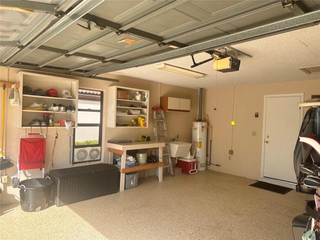WORK BENCH AND STORAGE