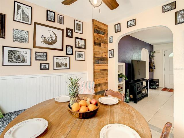 eat-in breakfast nook furnished with a long built-in bench that maximizes space and seating while providing storage space underneath.