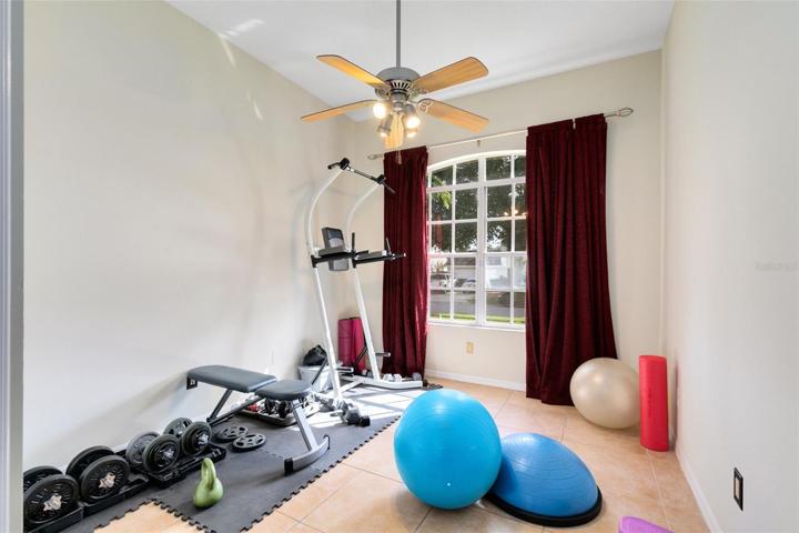 Bonus Room/Extra Bedroom/Office Space/Gym