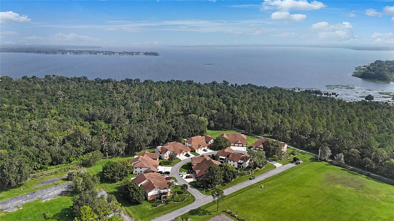 Adjacent to Bourlay Historic Nature Park &amp; Lake Griffin