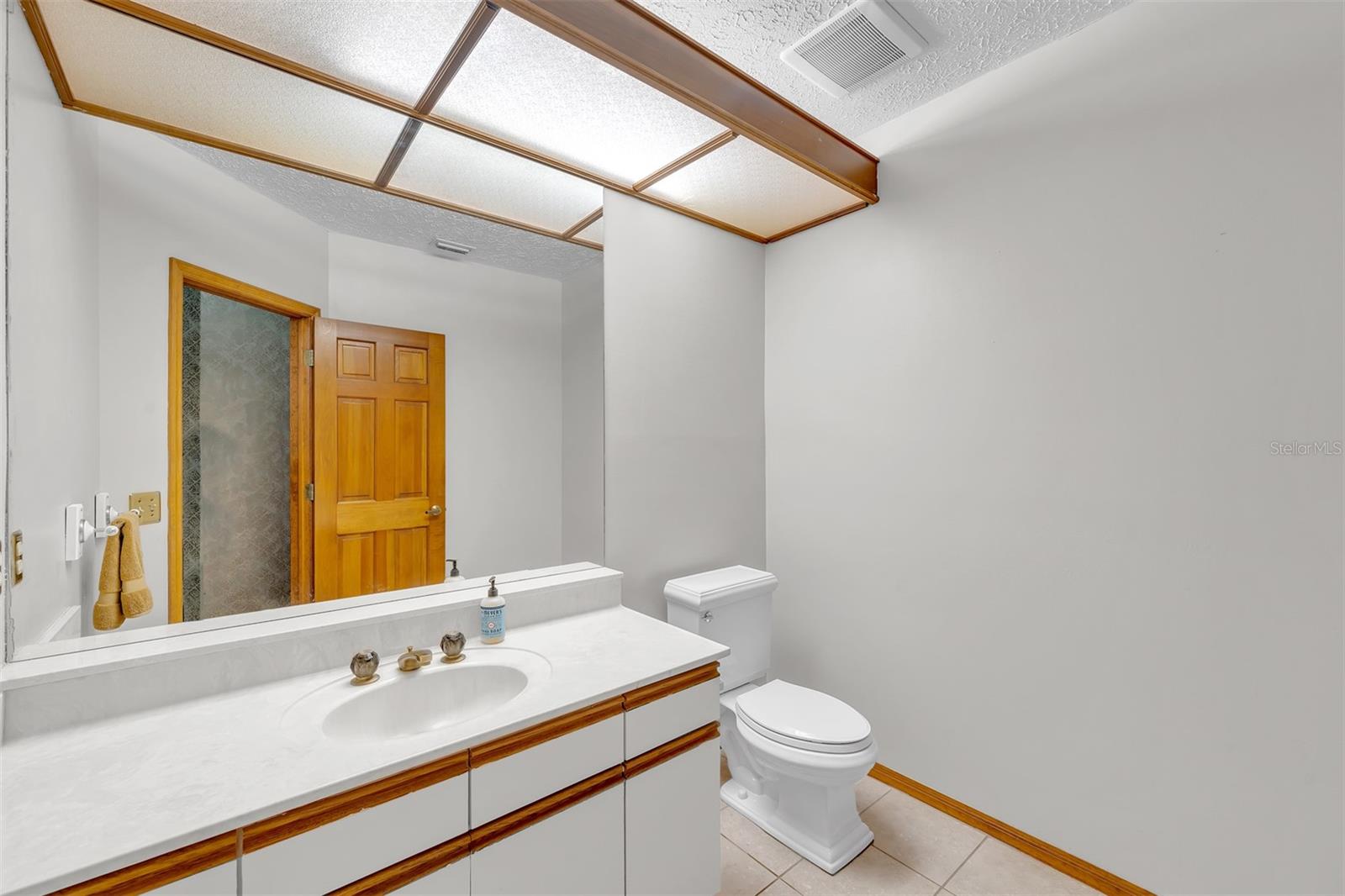 1/2 bath downstairs for your guest.