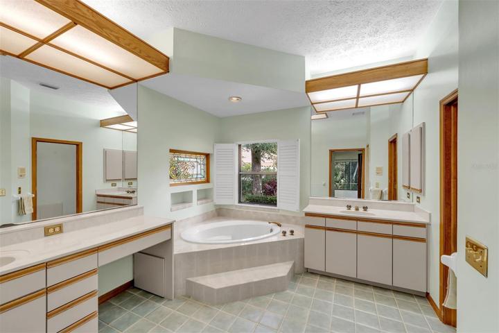 Soaker tub and walk-in shower
