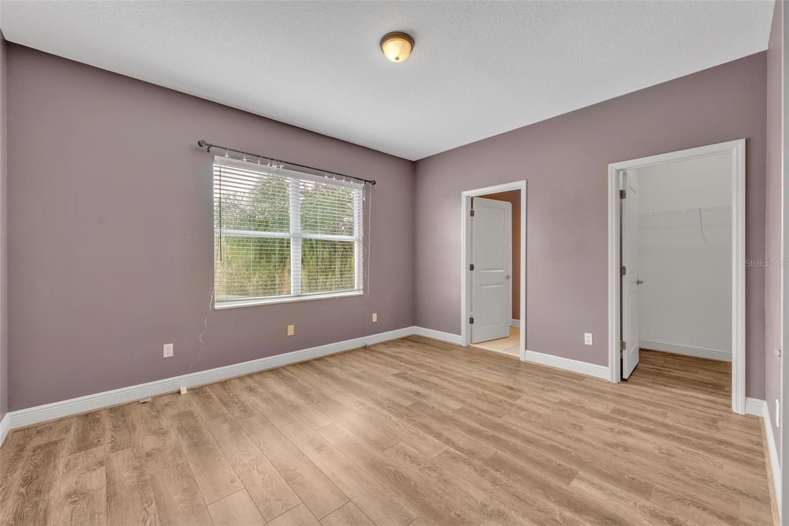 Bedroom suite #5