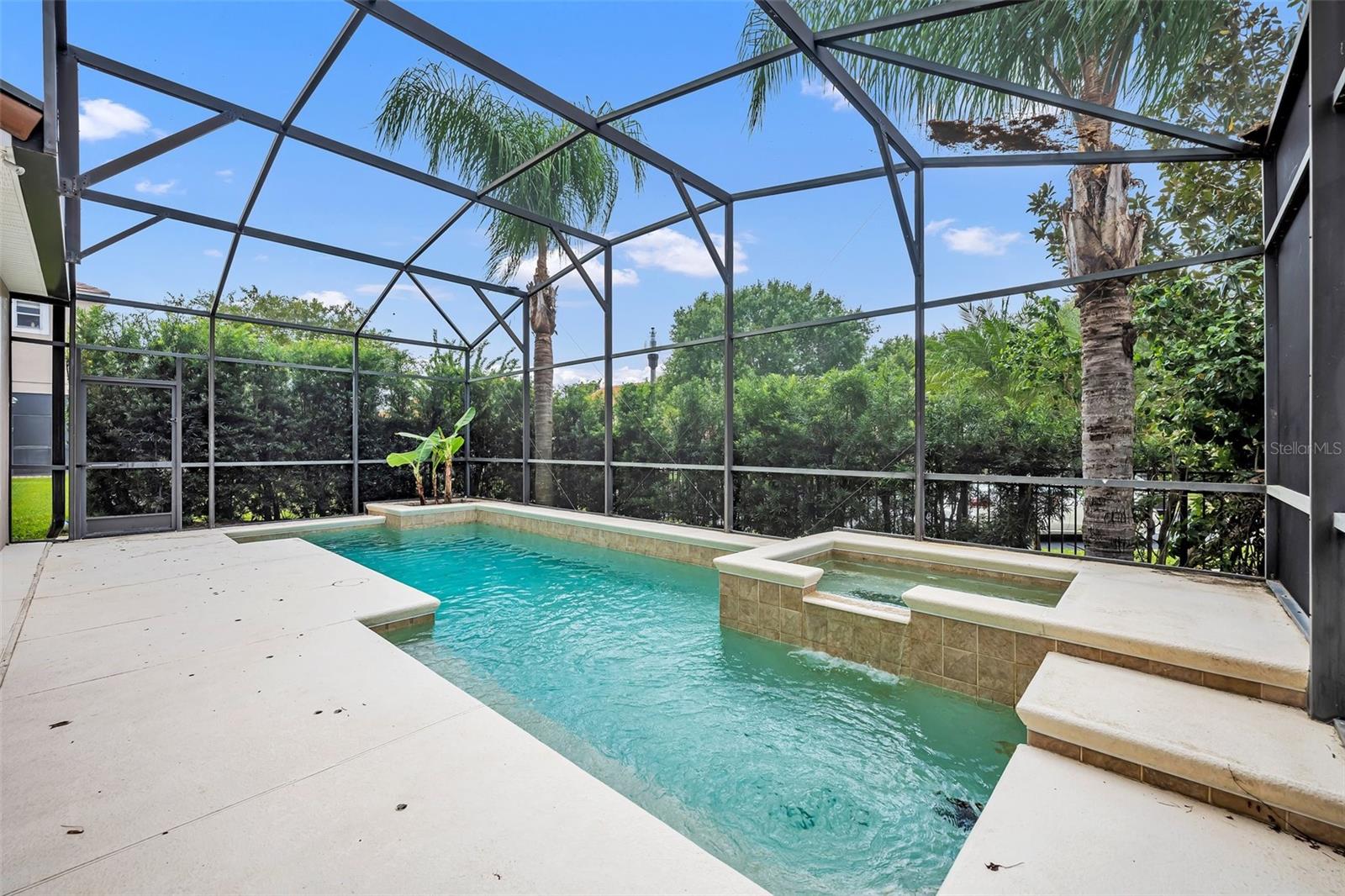 Private Screened Pool