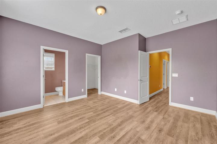 Bedroom suite #5