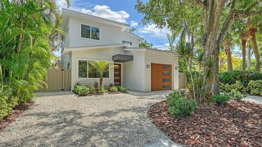 Front yard curb appeal