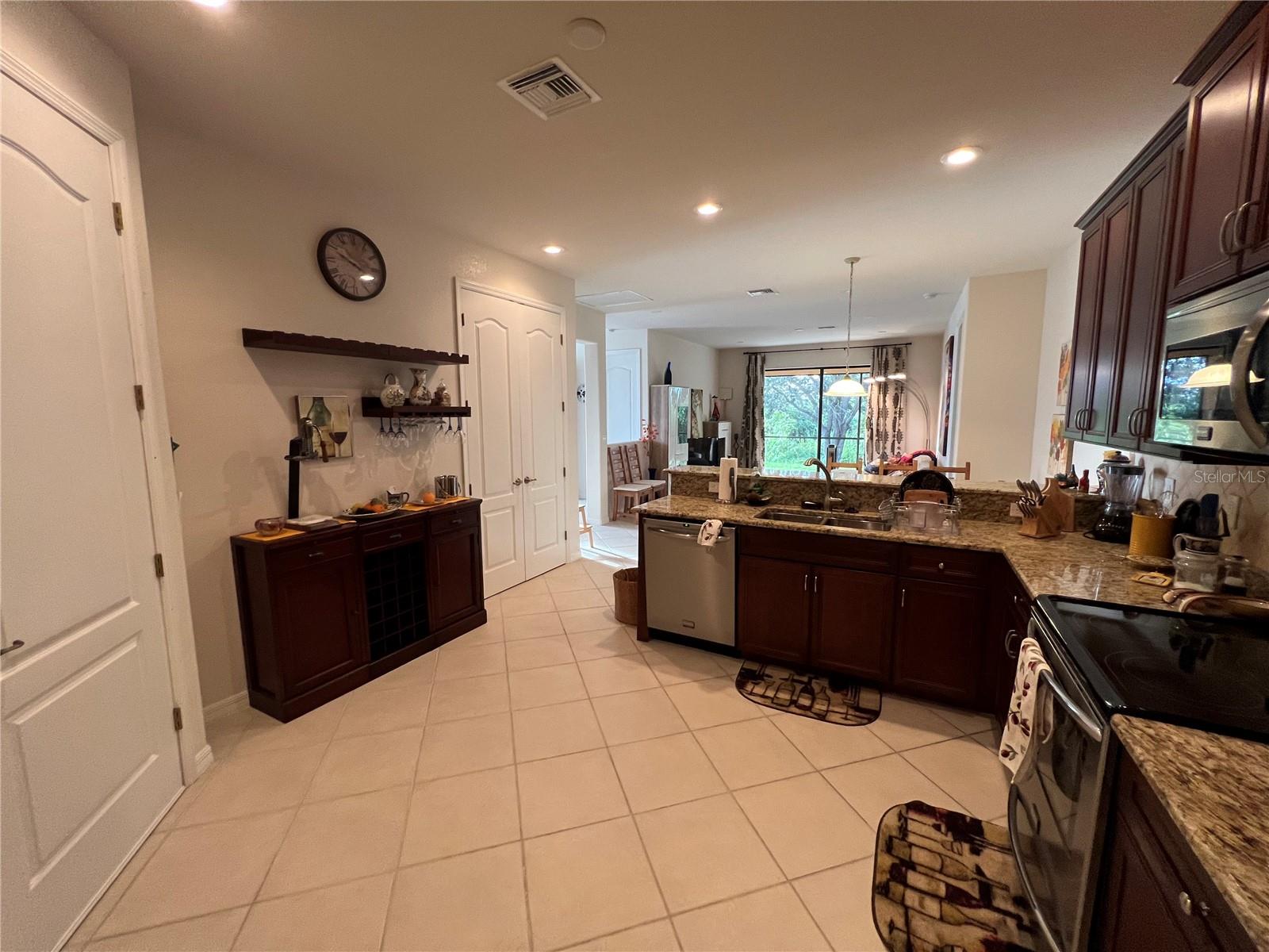 Rotonda West, Florida 33947, 2 Bedrooms Bedrooms, 0 ,2 BathroomsBathrooms,Residential Lease,For Rent,ALBATROSS,0,D6132721