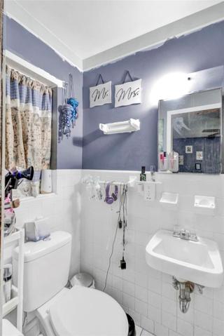 On-suite bathroom