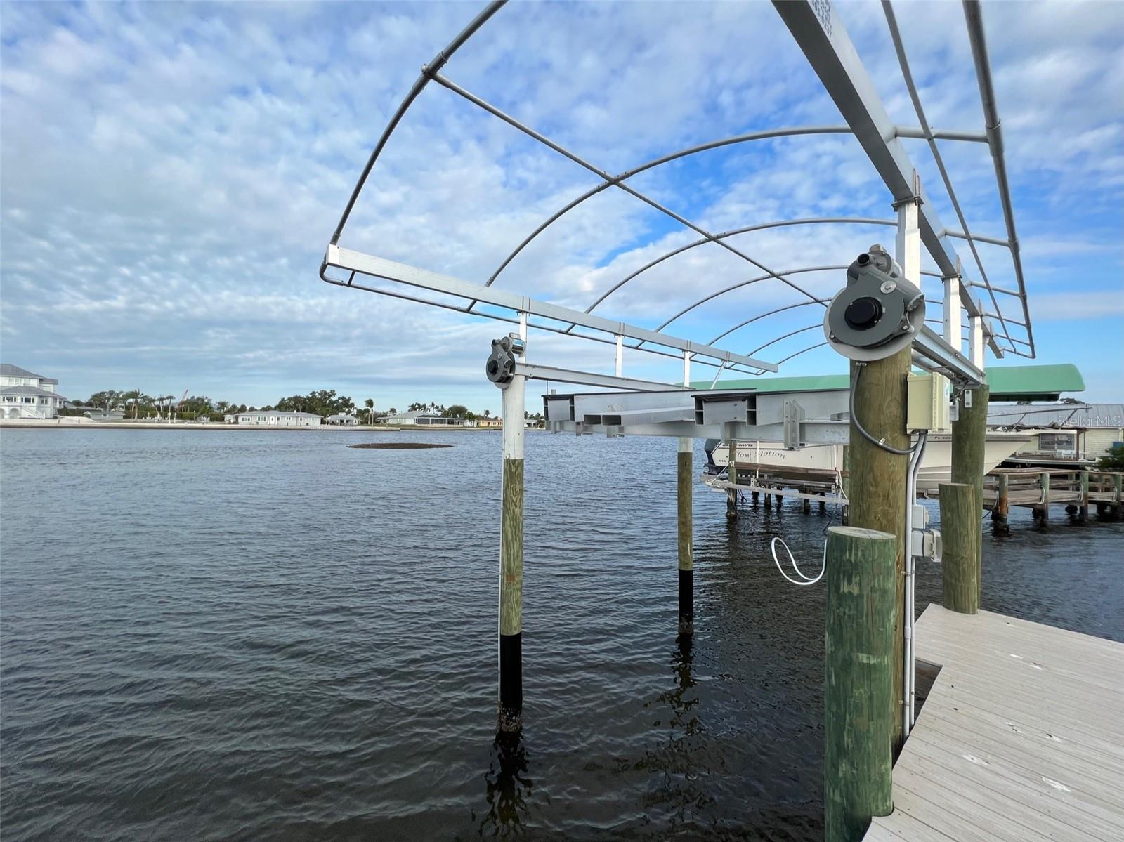 Englewood, Florida 34223, 2 Bedrooms Bedrooms, 0 ,3 BathroomsBathrooms,Residential Lease,For Rent,NEW POINT COMFORT,0,D6132730